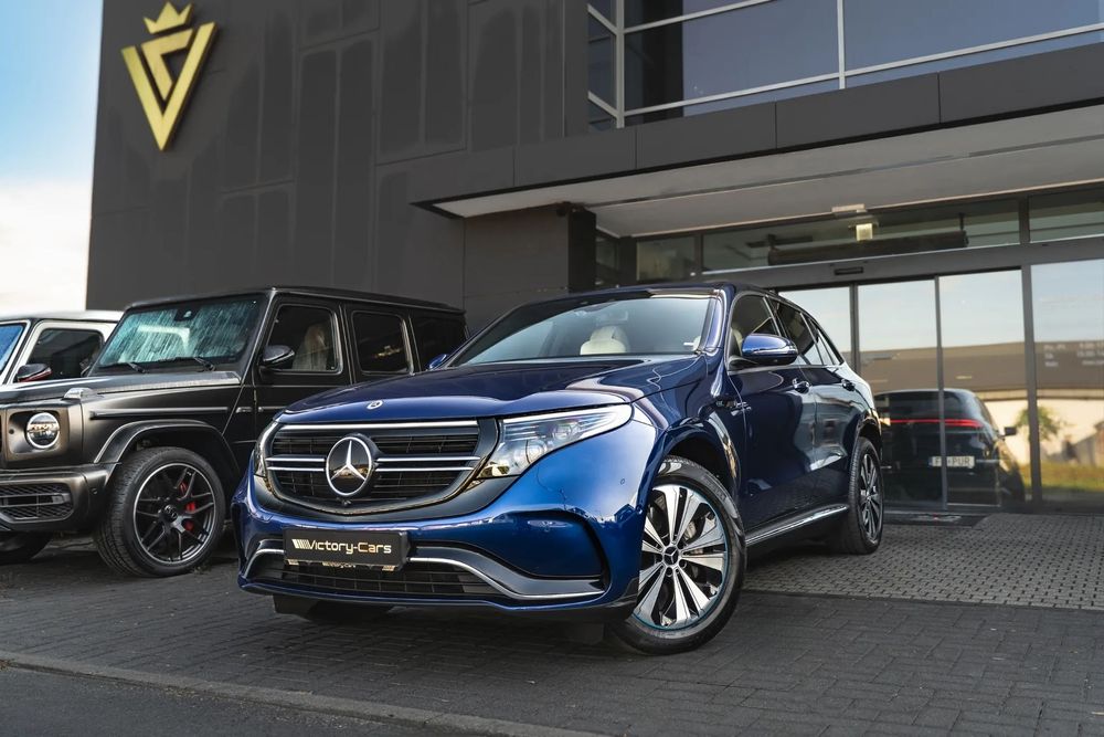 Mercedes-Benz EQC / AMG /  / Tuner TV / 360 / Panorama / Burmester / Head-up / Tempomat