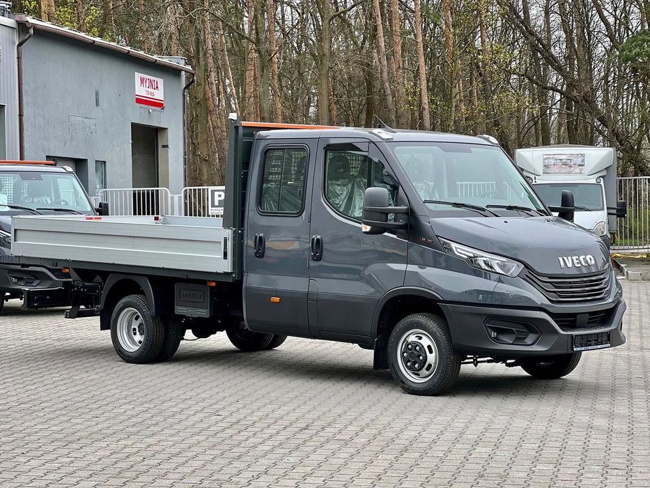 Iveco DAILY  DOKA fabryczna DEMO bez przebiegu SCATTOLINI
