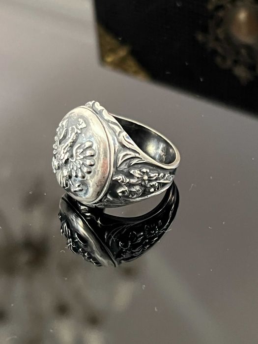 Srebro - Srebrny sygnet z orłem w koronie