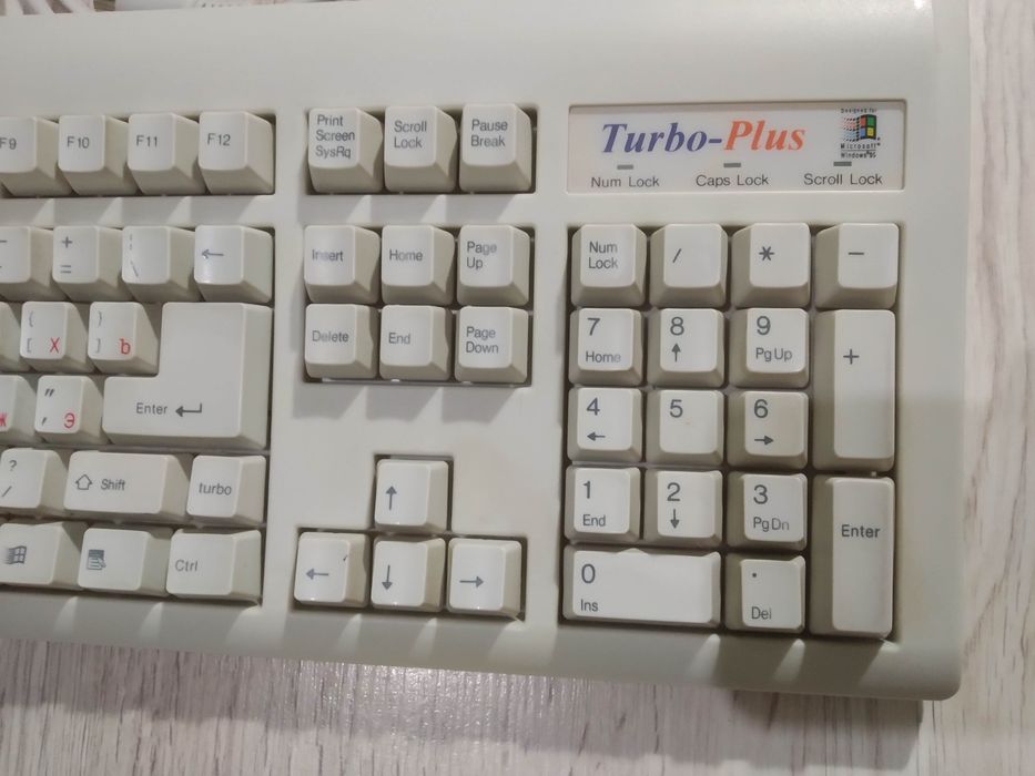 Винтажная ретро клавиатура Turbo - Plus  KB 8001 R+