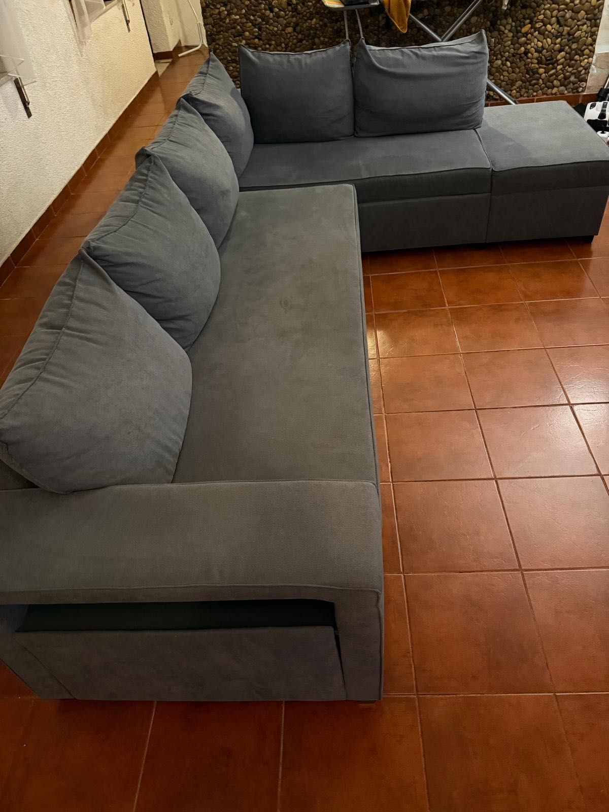 Sofá chaise longue