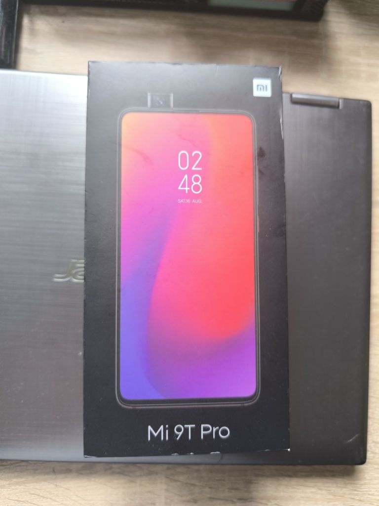 Smartfon Xiaomi Mi 9T Pro z oryginalnym pudełkiem