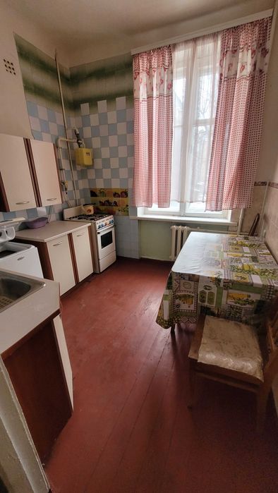 Сдам 2 к. квартиру. Дружковка. Центр