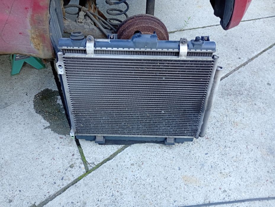 Suzuki Swift MK7 komplet chłodnic woda klima wentylator komplet