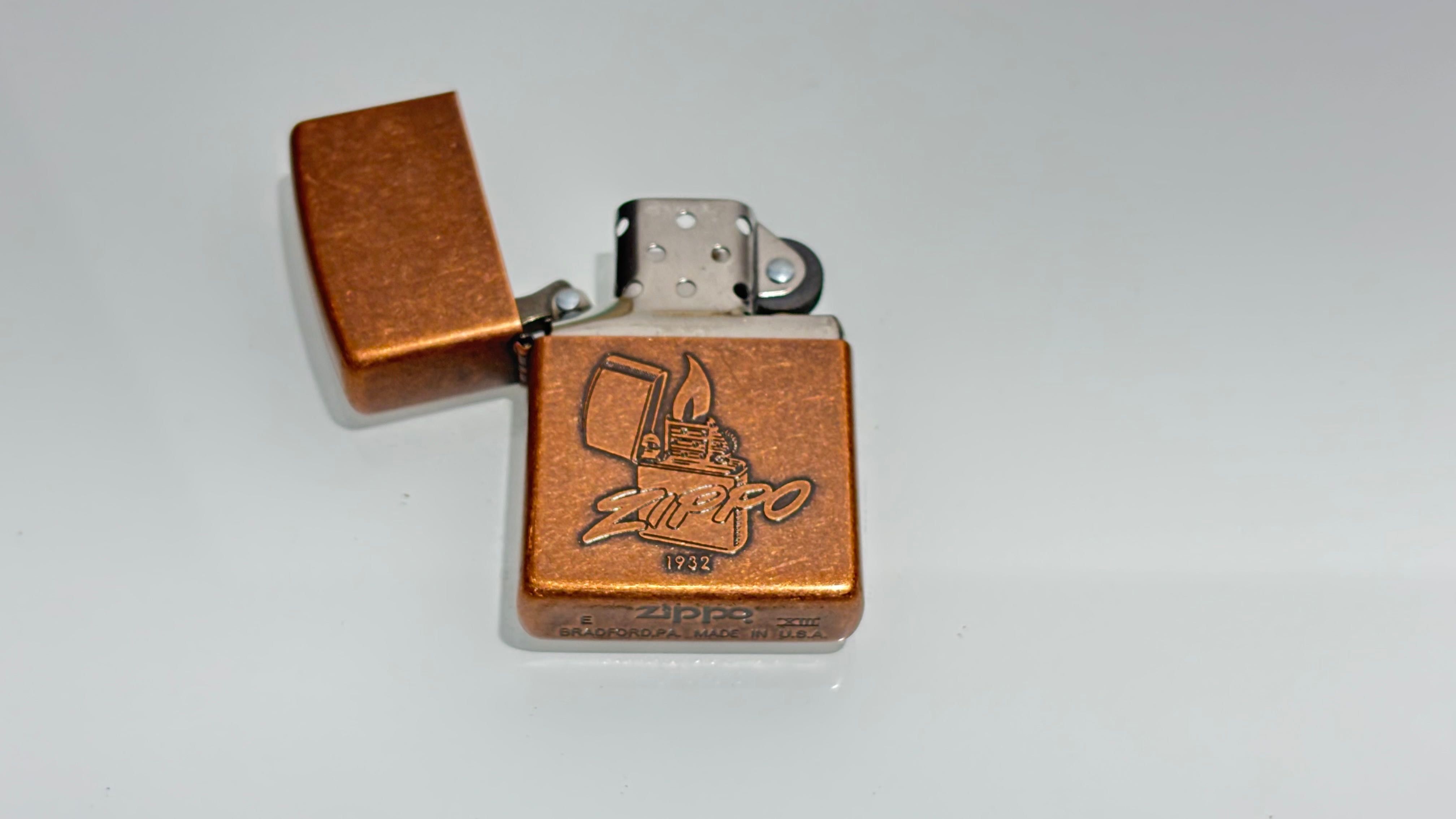 Zippo 1997r nowa.