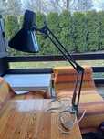 Stara sprawna lampa kreślarska do renowacji