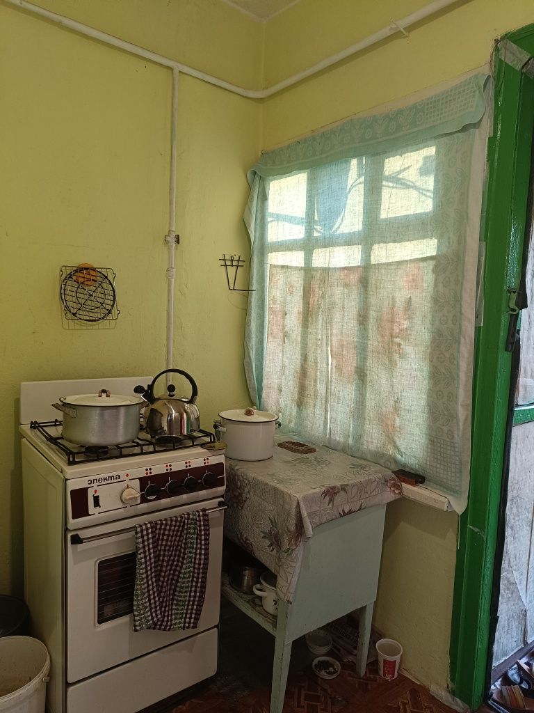 Продам часть дома в Чугуеве, р-н Осиновка