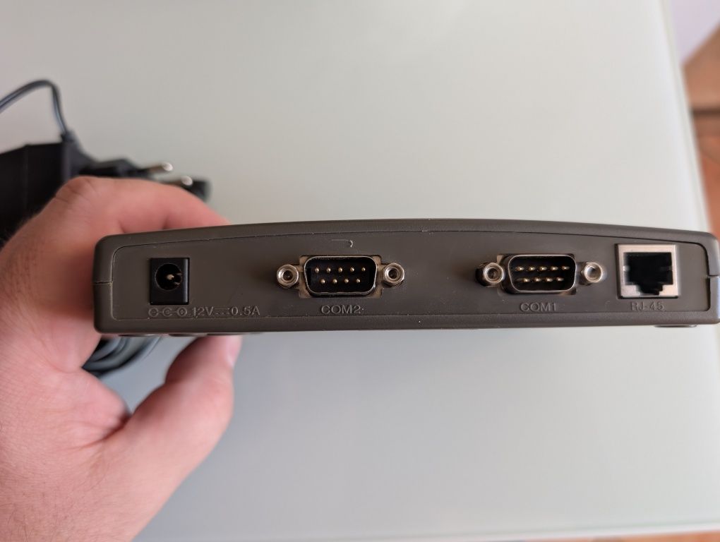 Router D-Link DP-602 2x rs-232c