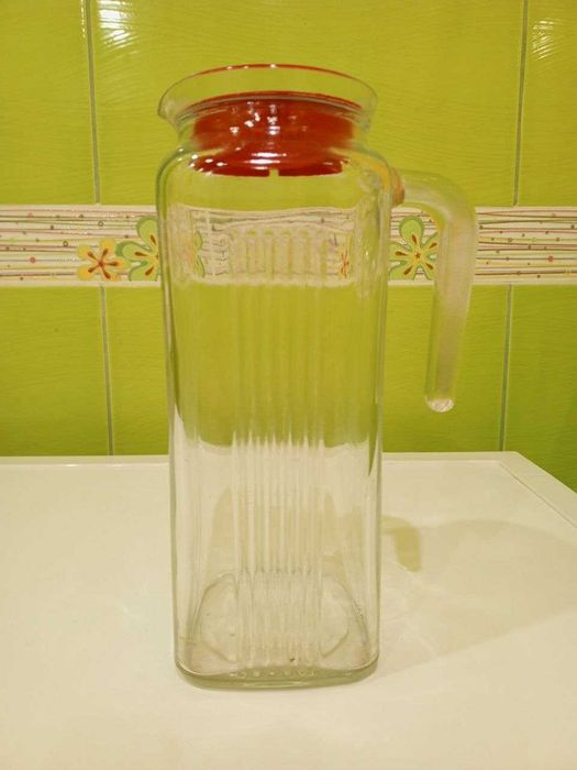 Глечик Frigo Jugs з кришкою 1 л