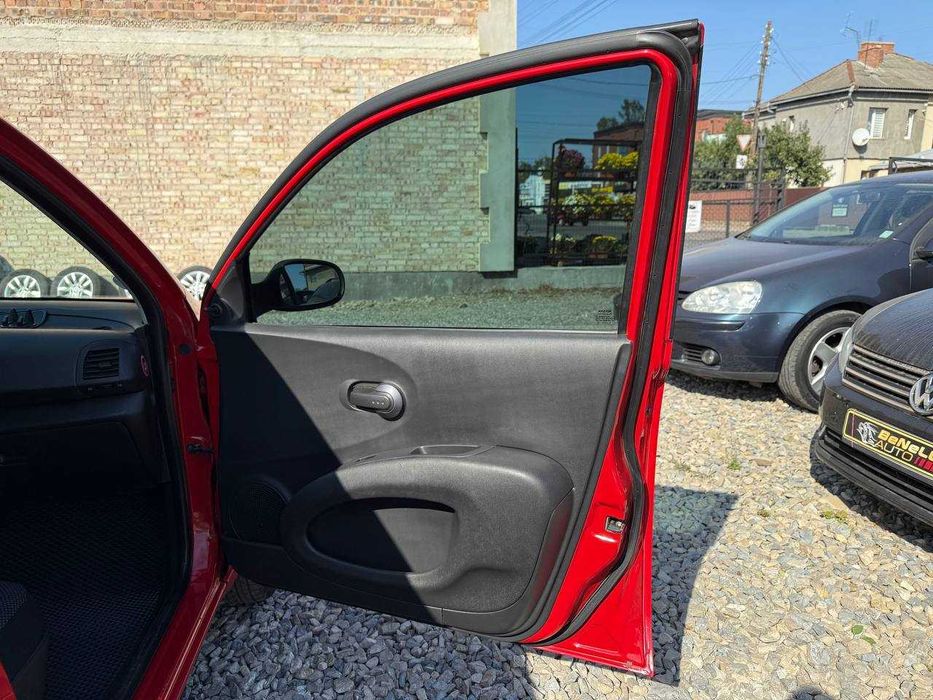 Nissan Micra 2008р.в 1.2 л.Бензин