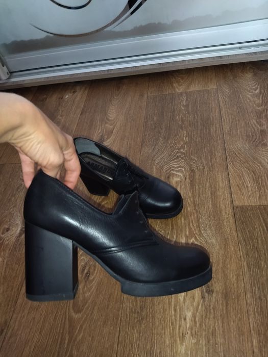 Туфлі жіночі чорні 38р. Натуральна шкіра. Ботильйони, Туфли женские