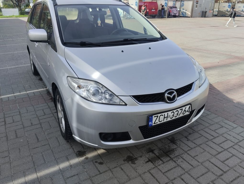 Mazda 5 samochody osobowe