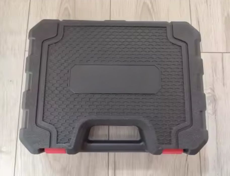 Tesoura de Poda Eléctrica Nova com 2x Baterias de 21V;