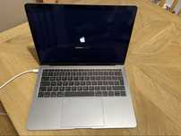 MacBook Air 13 calowy