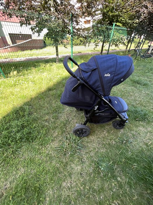 Wozek spacerowy joe granatowy