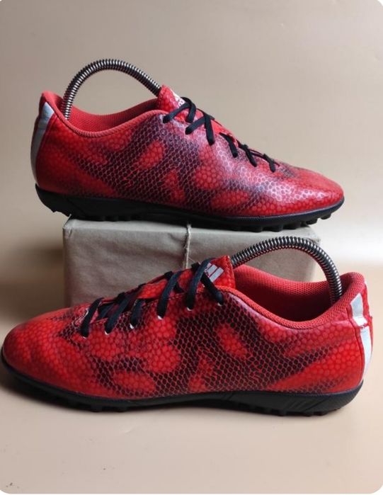 Сороконожки  адидас Adidas  р.40,5 довжина устілки 25,5 см.