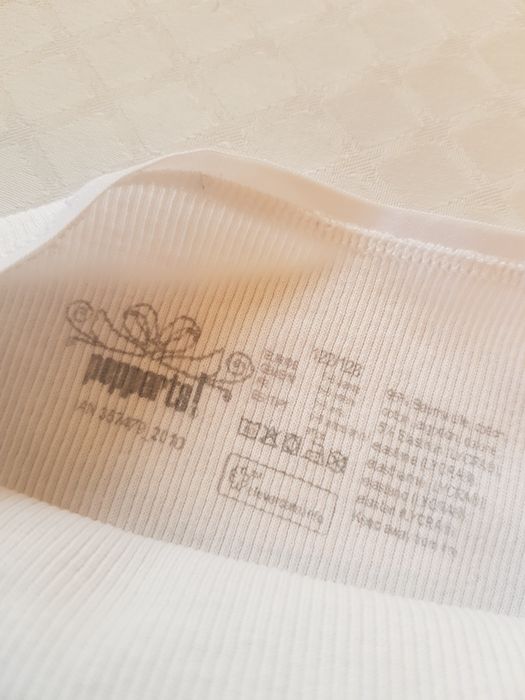 Zestaw 6 bawełnianych podkoszulek dziewczęcych  r. 122