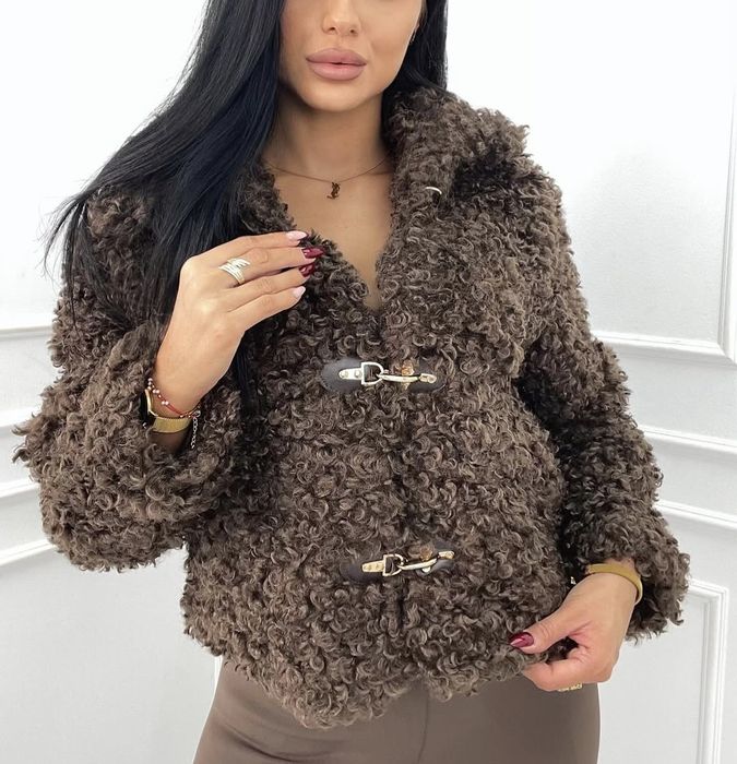 Futerko czekoladowe damskie