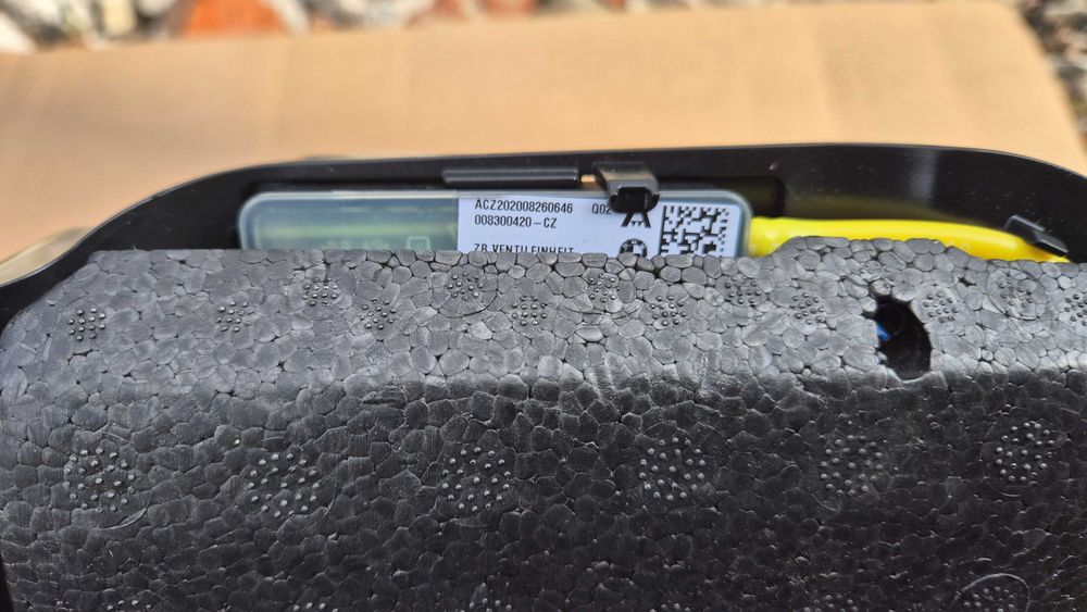 Pompa pompka fotela PRAWA Pasażera BMW M2 F87 M3 F80 M4 F82 OE NOWA !