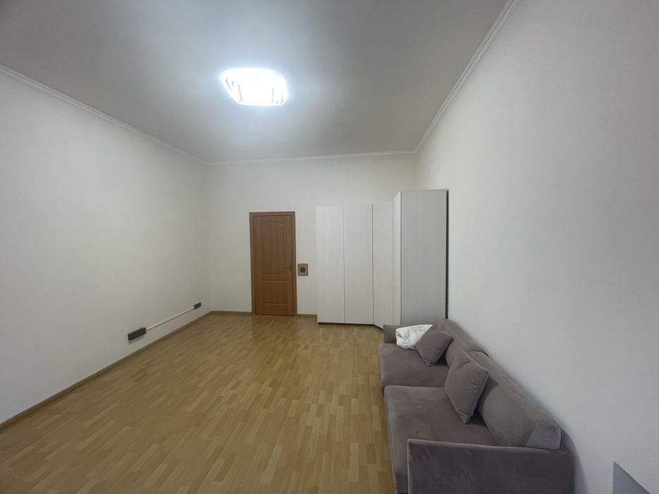 Сонячний простір! Центр, тепло + вода + балкон