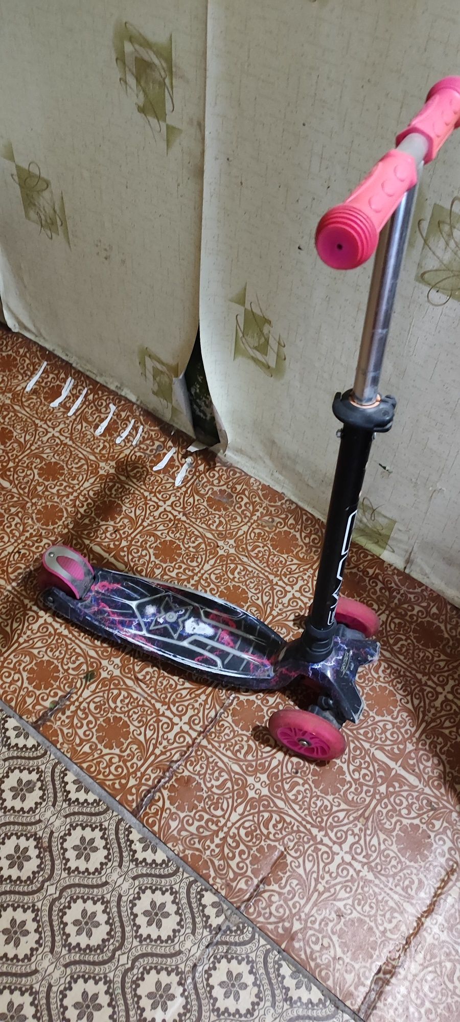 Продам самокат трюковий