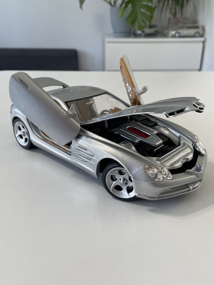 Model Mercedes Vision SLR (1999) 1/18 Maisto jak Bburago Welly Solido