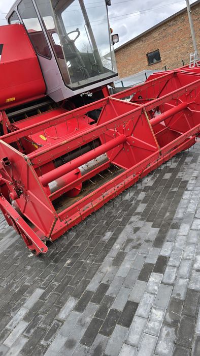 Комбайн масей фергусон MF20