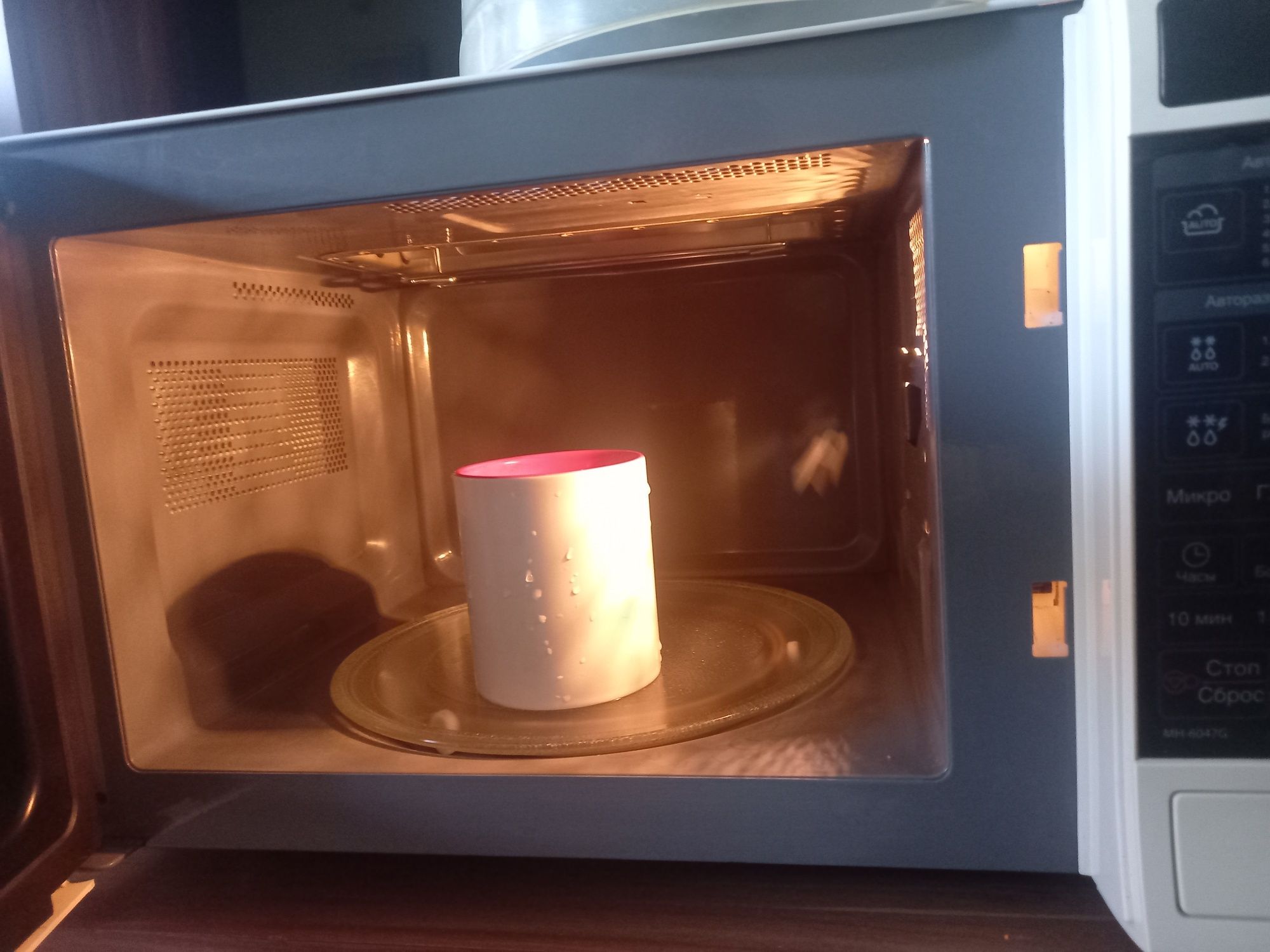 Микроволновка Lg