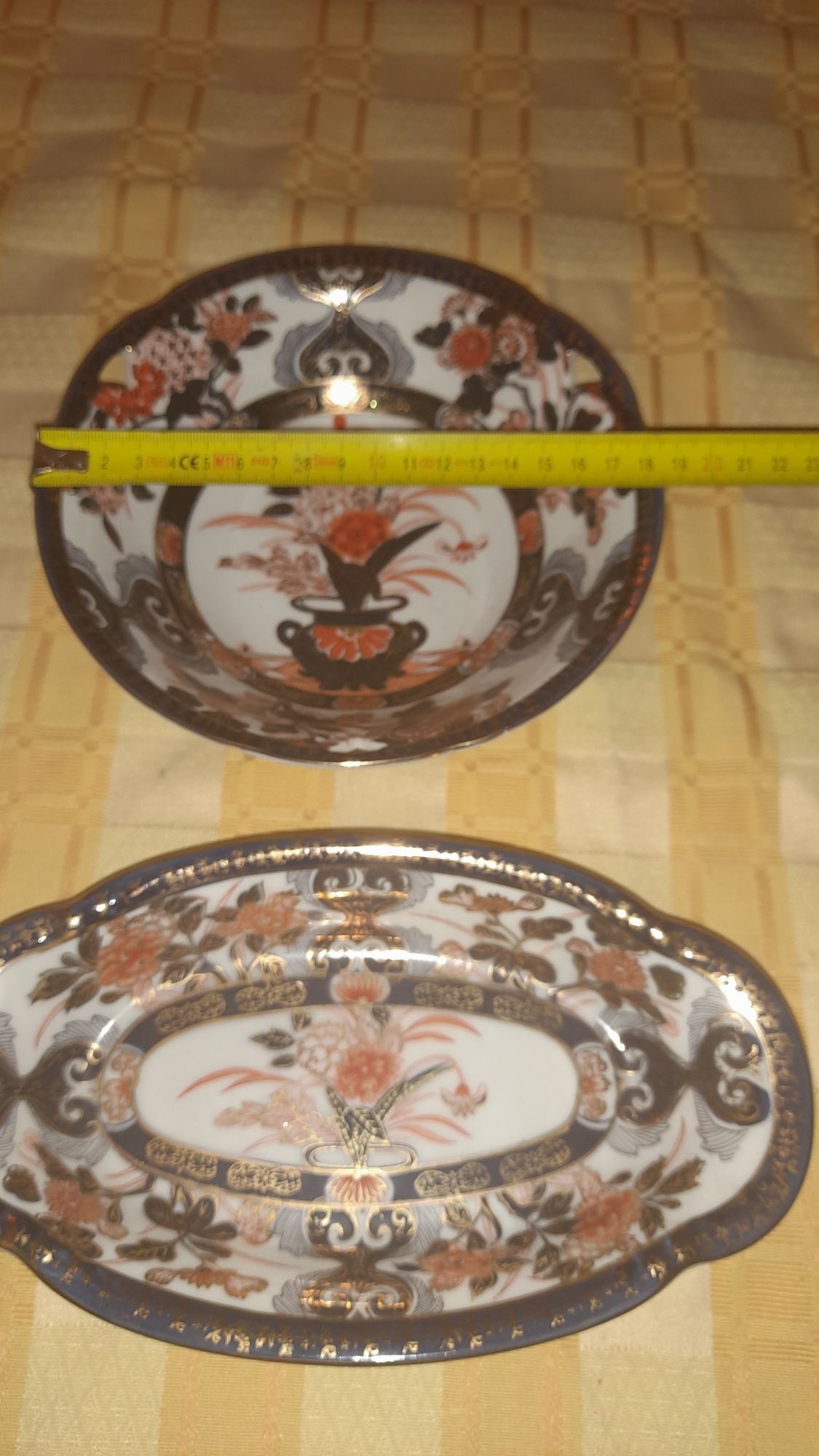 Vários peças de porcelana de Macau