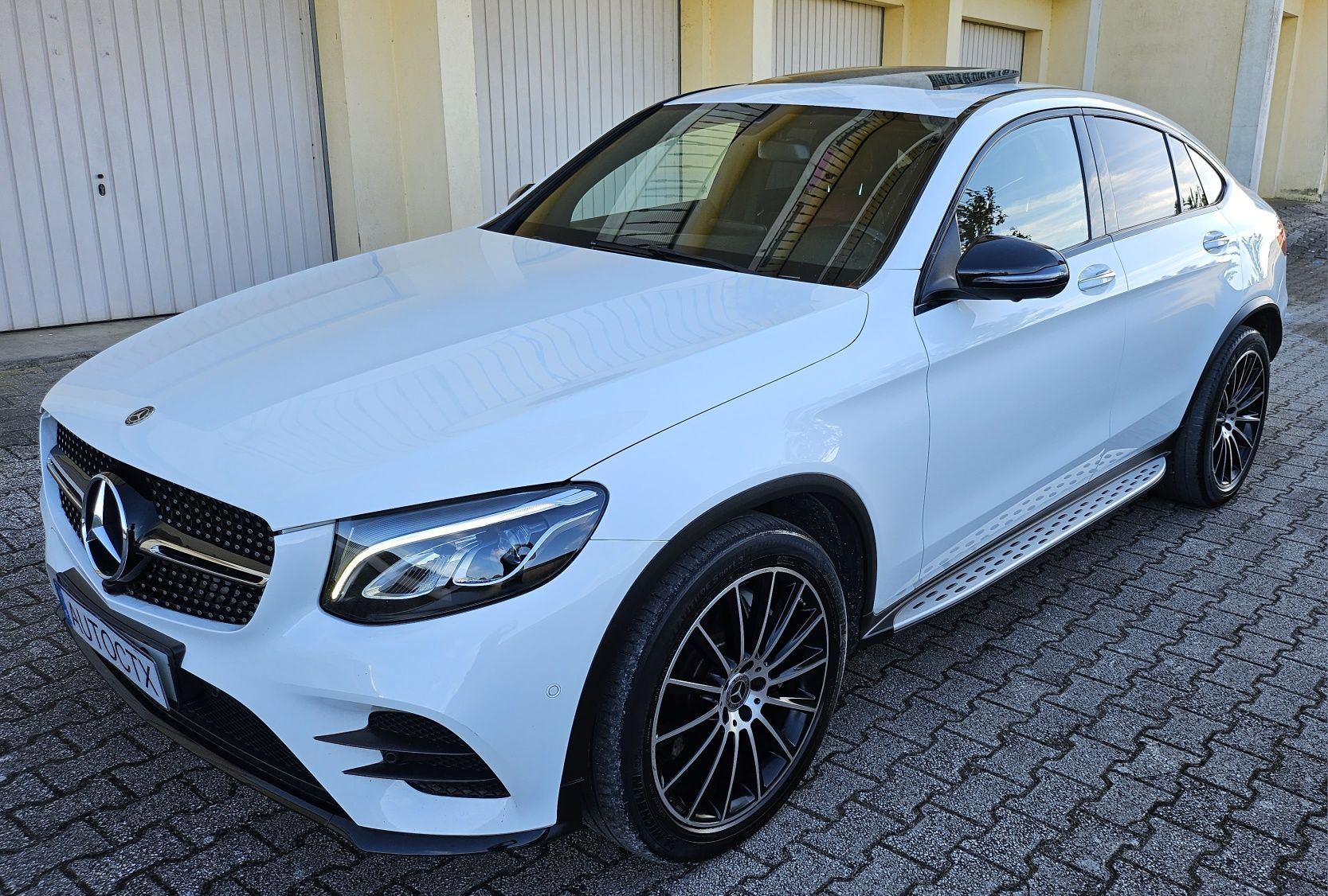 MERCEDES GLC 250 AMG
