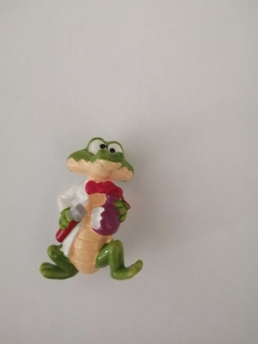 Figuras e bonecos em PVC dos anos 80