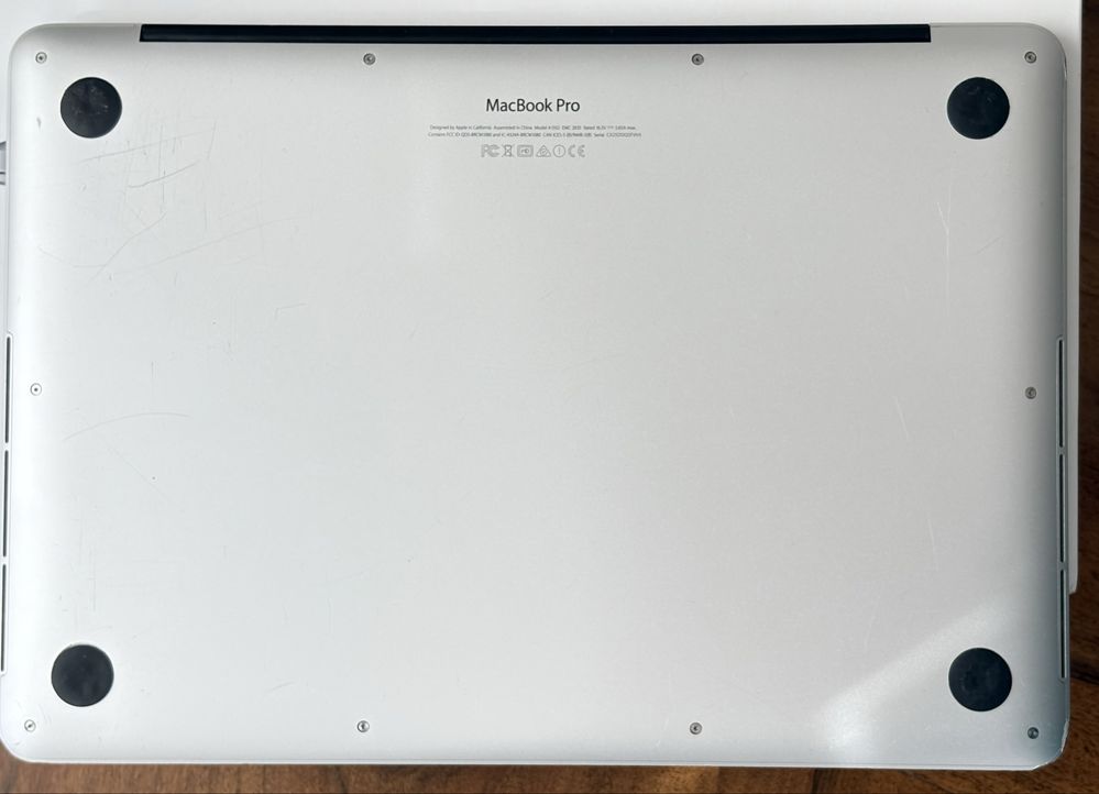 Apple Macbook Pro 13’’ 2015р. 8Gb/256Gb/1,5Gb + офіц. MS Office