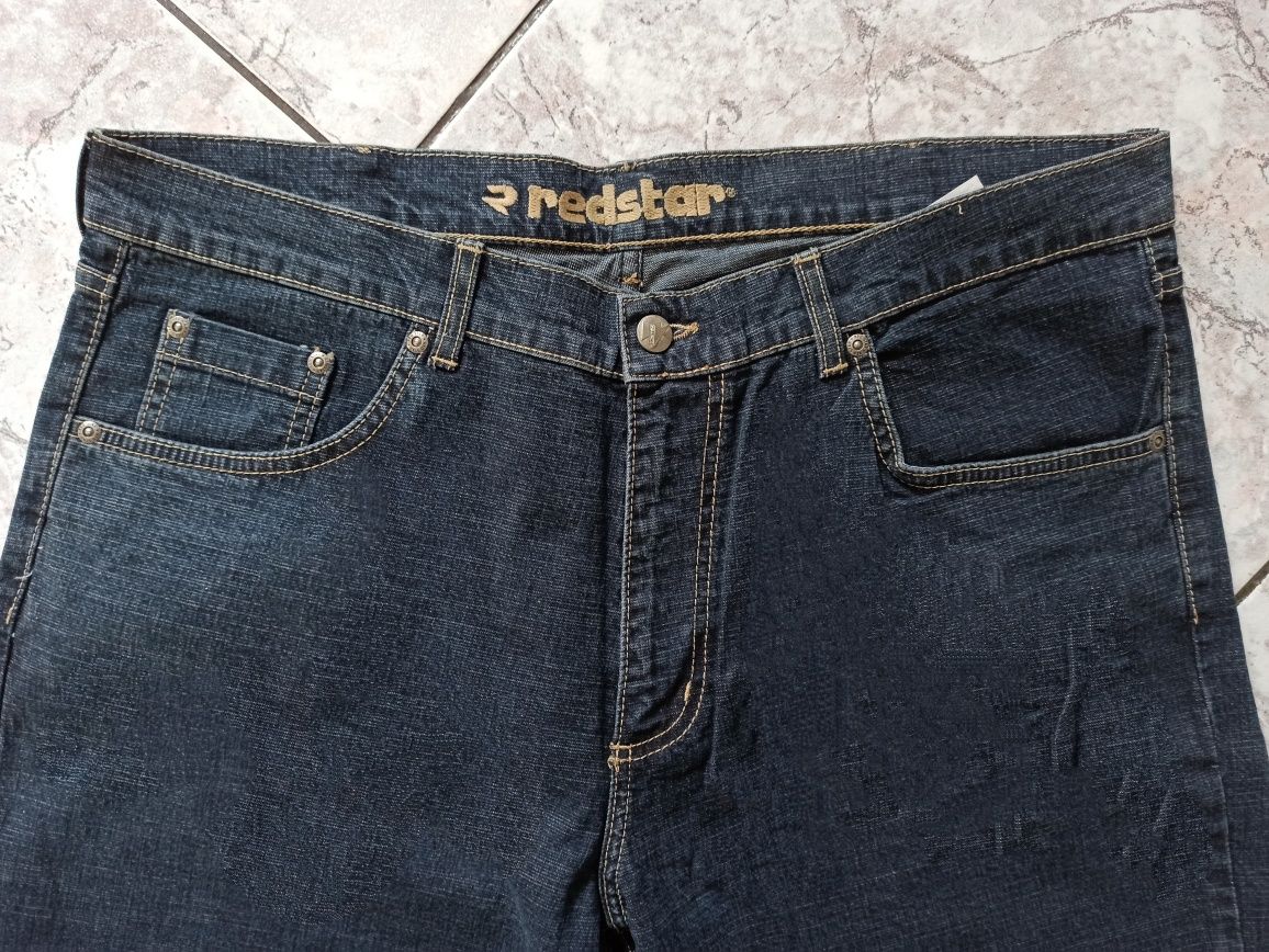 Jeansy męskie granatowe szerszy krój, bardzo długie. Redstar jeans