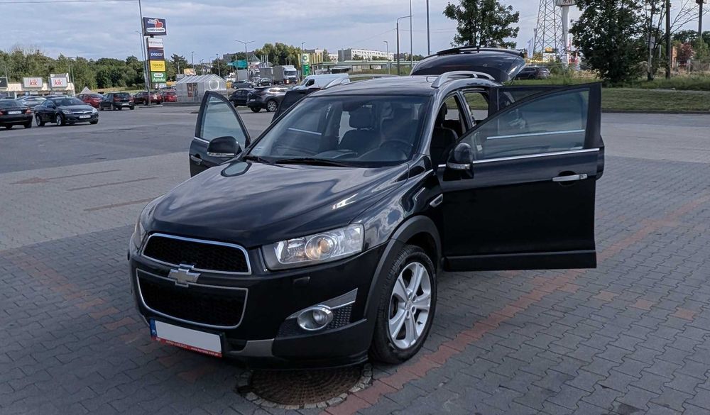 Chevrolet Captiva 2011r 2.2D Automat 4x4 wersja LTZ  7 miejsc Tani SUV