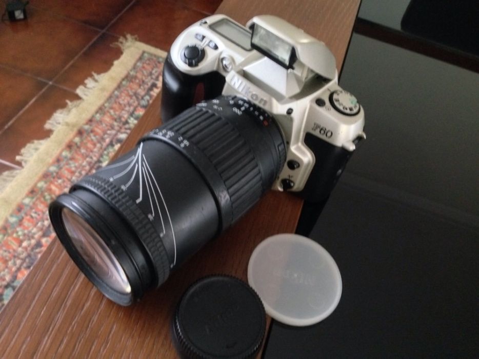 Objectiva da Sigma, 28 x 200 para Nikon