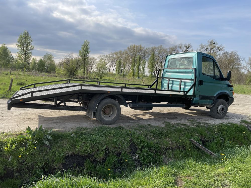 Евакуатор Iveco 65c15