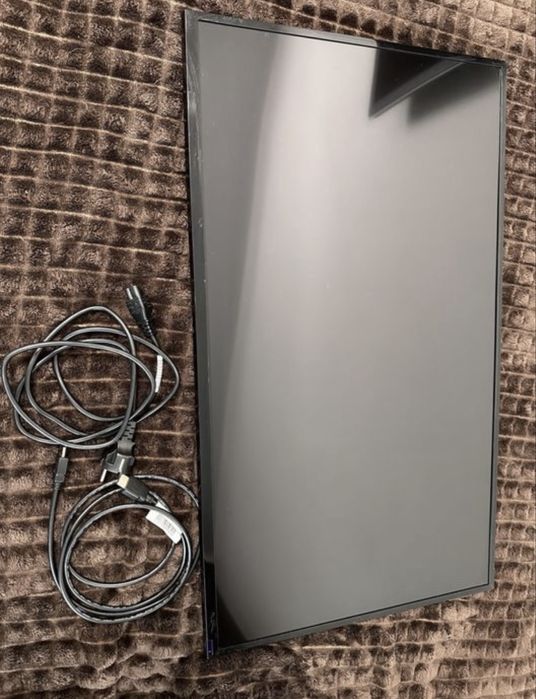 Дисплей 32" Samsung DM32E (LH32DMEPLGC/CC]