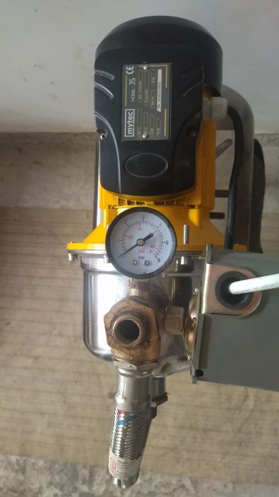 Гідрофор (насосна станція)