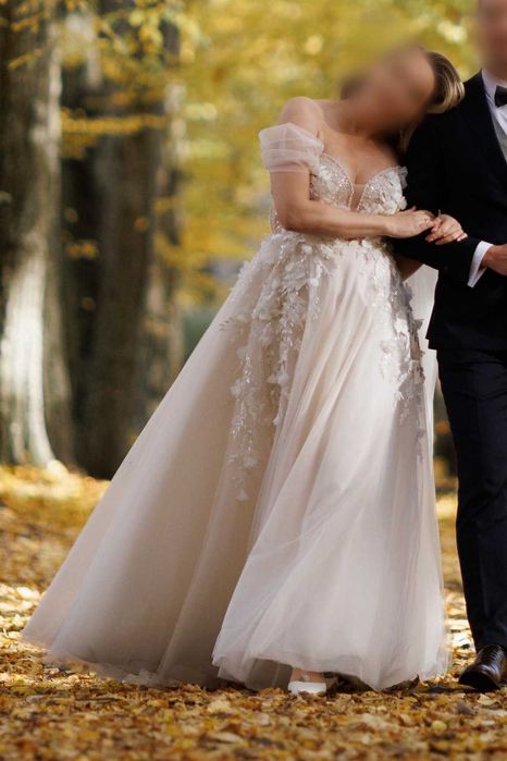 Suknia ślubna tiulowa Allure kwiaty 3D - roz. L na 176 cm