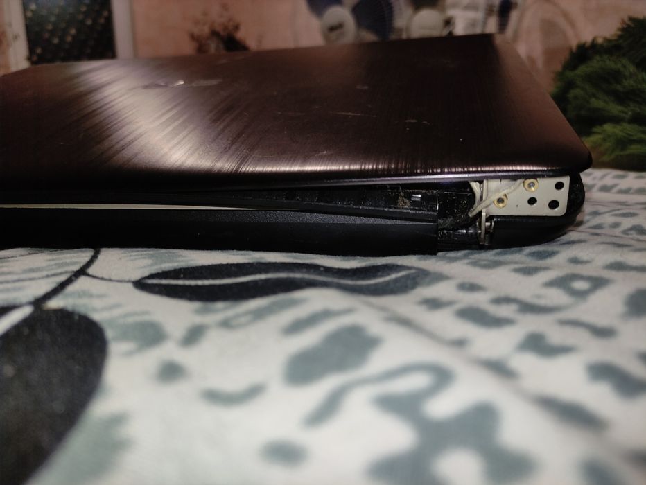 Продам ноутбук Asus