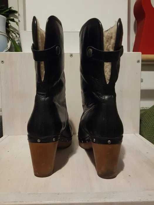 Kozaki buty zimowe UGG Australia, skóra i wełniany kożuszek