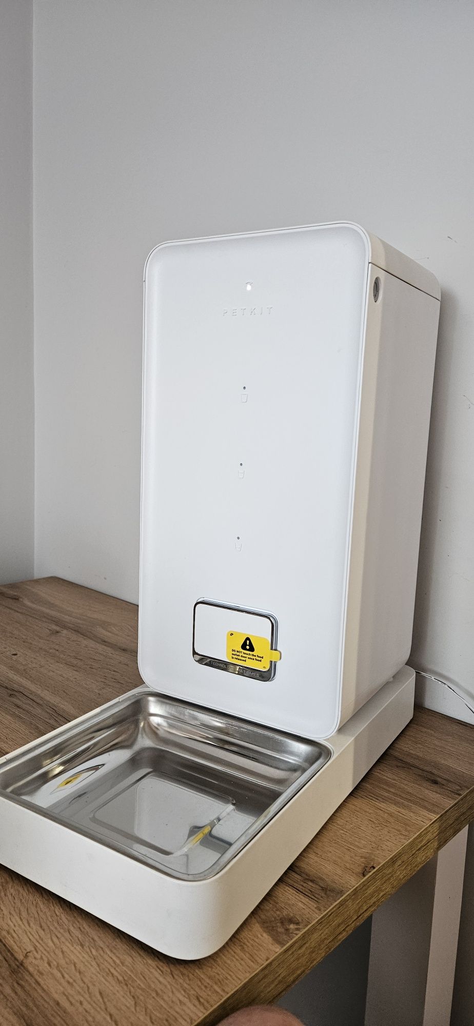 Podajnik karmi wi fi petkit smart Feeder