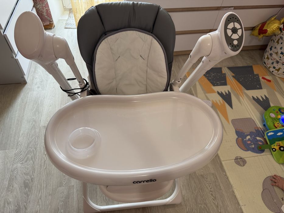 Продам стульчик качели CARRELLO Triumph CRL-10302