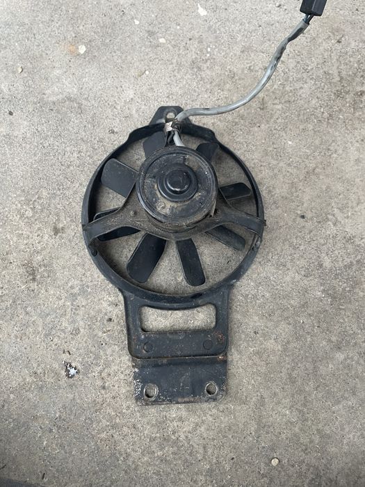 Вентилятор радіатора мотоцикла