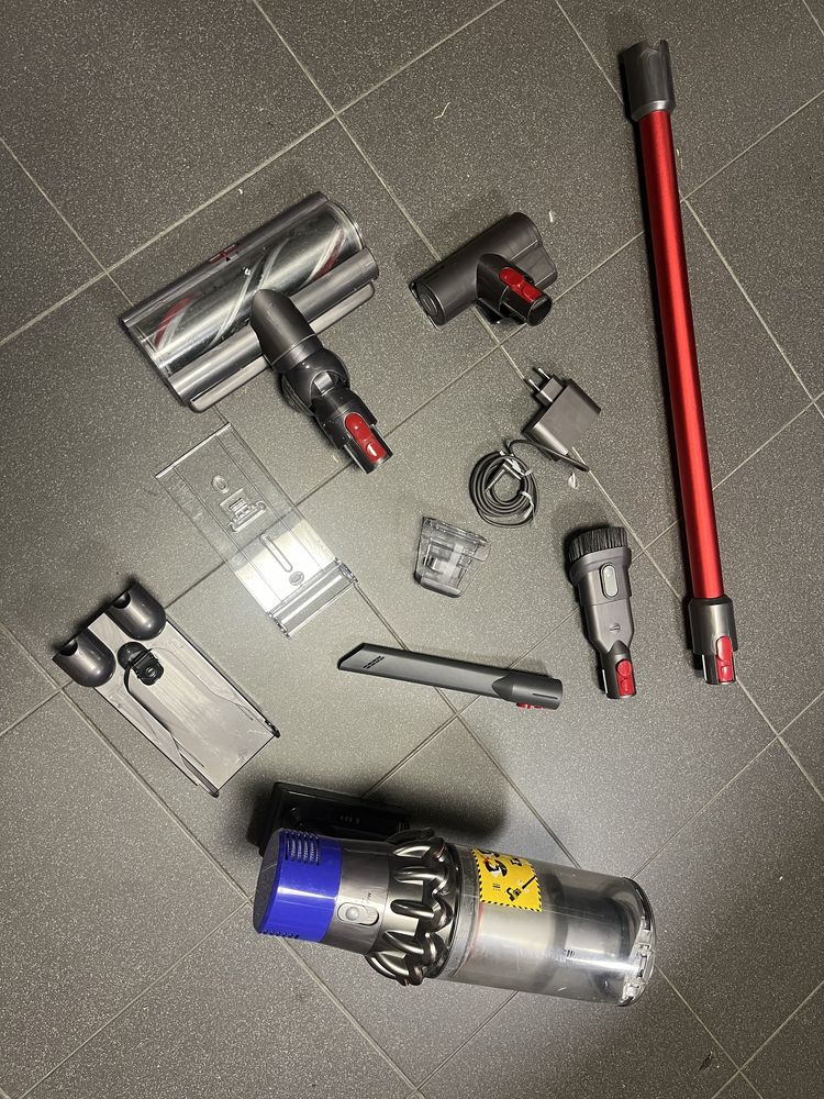 Dyson V10 odkurzacz pionowy bezworkowy