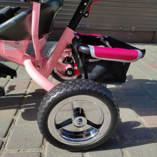 Новый трехколесный велосипед для девочки