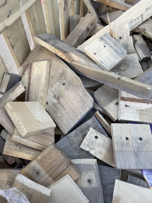 Дрова . обрізки з піддонів