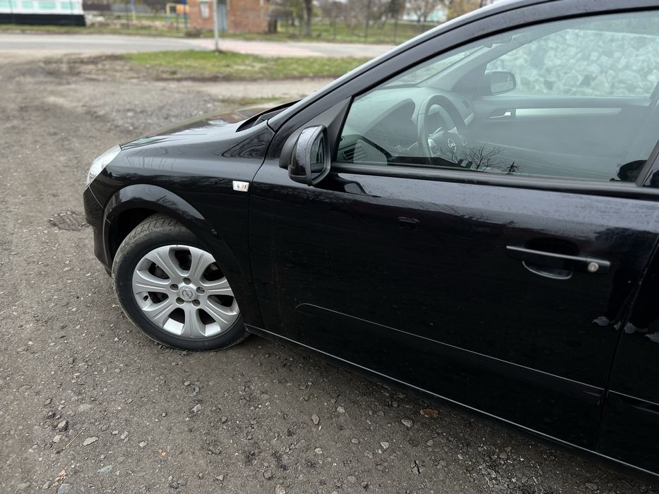 Продам  Opel Astra H 2008 рік 1.8 газ/ бенз