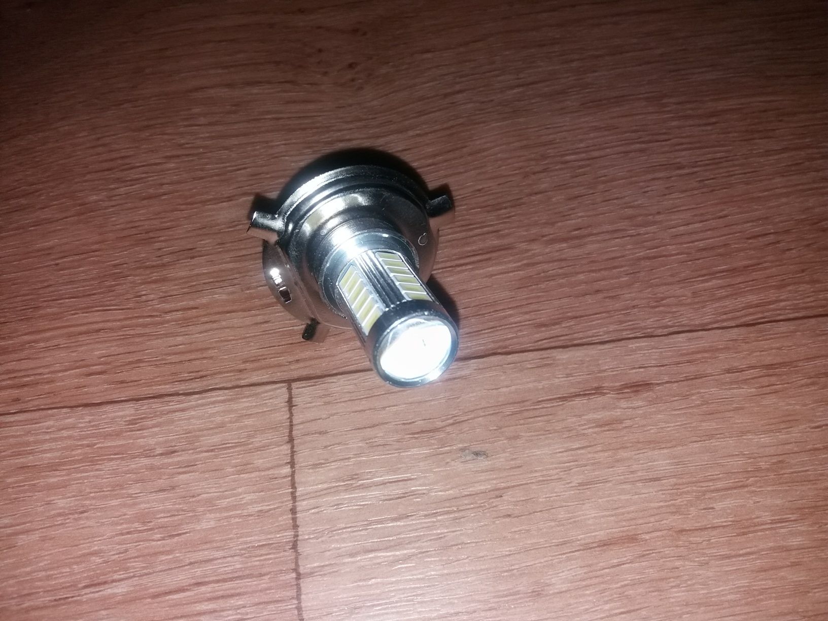 H4 led 12V  продам 33 SMD