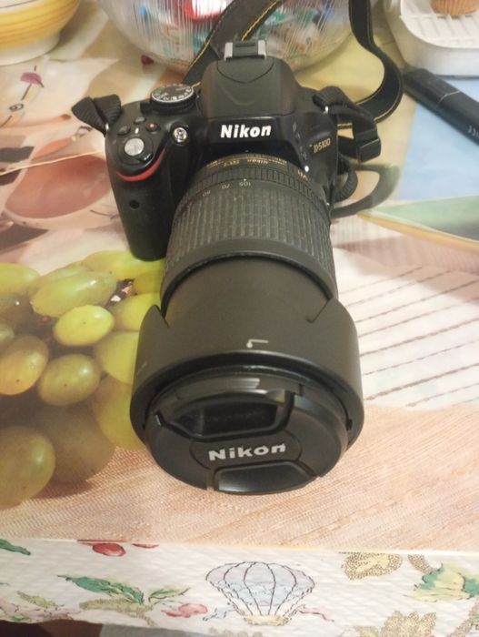 Nikon d5100 nikon corp.,Japan MADE IN THAILAND